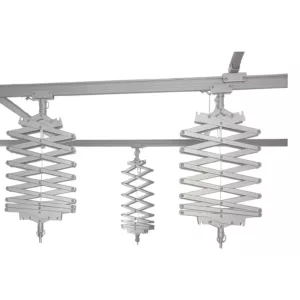 Kit de 3 Pantógrafos Com Sistema de Trilho de Teto Para Estúdio Cor Prata